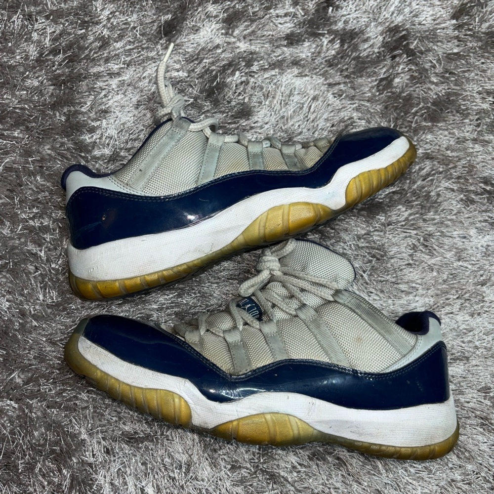 Nike Air Jordan 11 Retro Low Georgetown